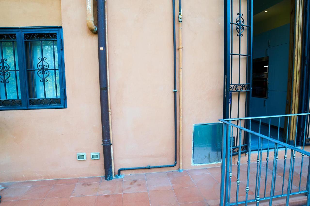 Chic Apt In Villa - Dolcevita Holiday Florença Exterior foto